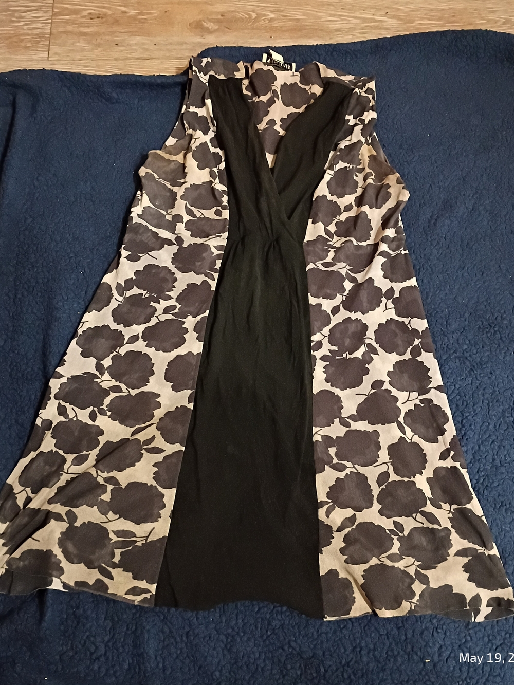 Sleeveless Black & Cream Floral Panel Dress